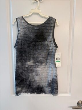 Karen Kane Ombre Layered Ruffle Tank Black&Gray NWT size Large very flattering